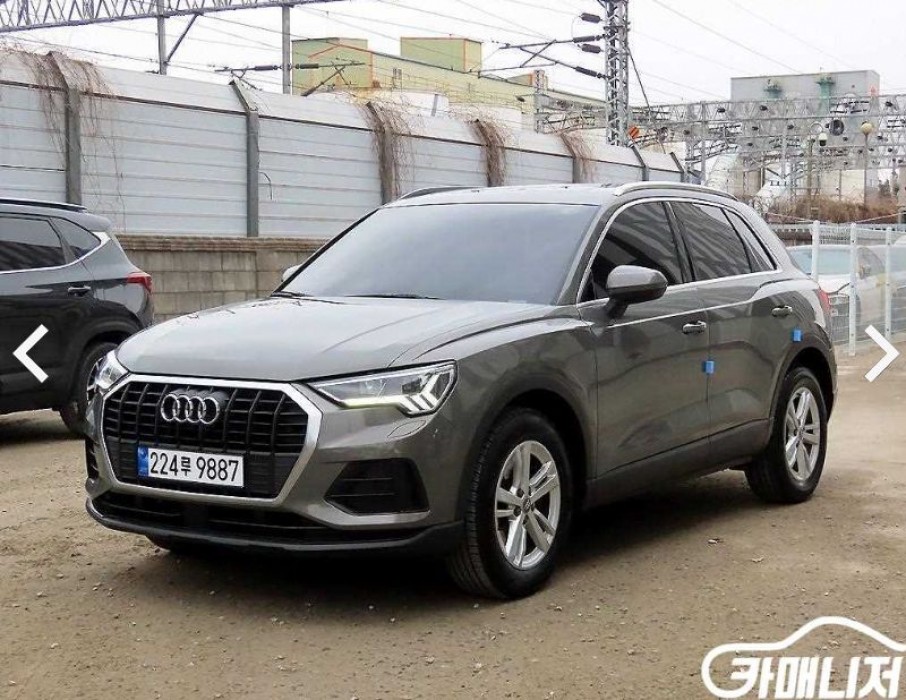 Audi Q3 이미지 0