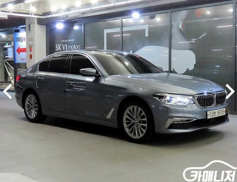 BMW 5시리즈 이미지 0