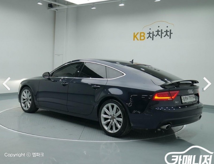 Audi A7 이미지 1